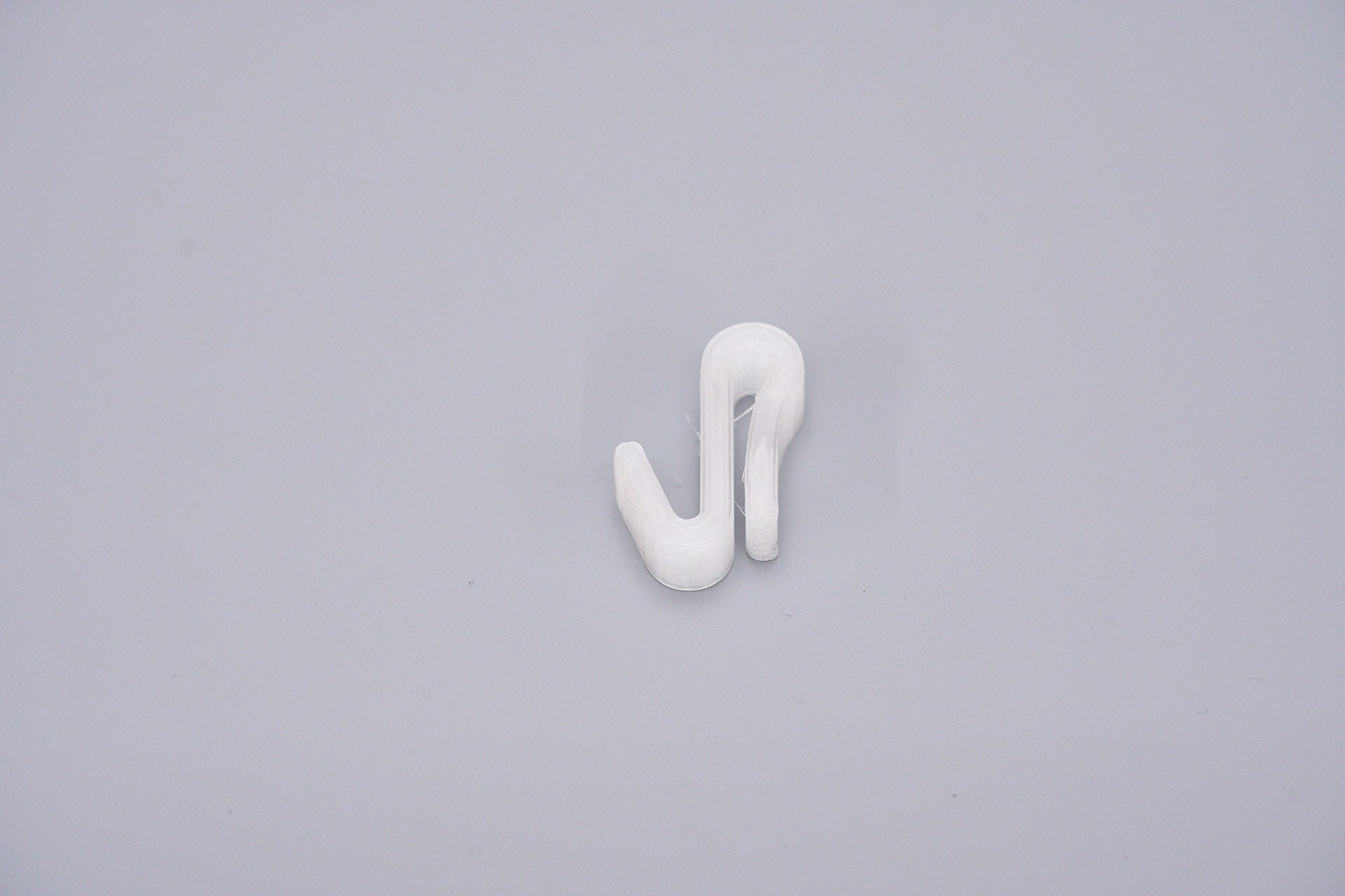 Mini hooks for Knaus shelf limiters