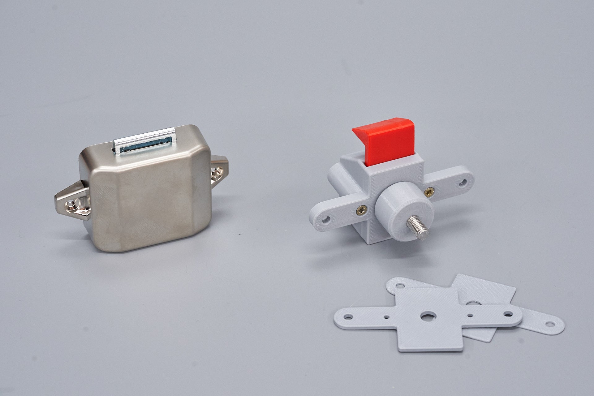 Pull-Lock-Dot