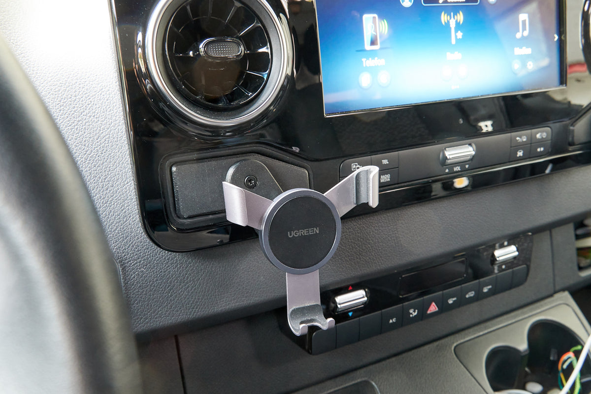 Smartphone-Halter für Mercedes Sprinter 907
