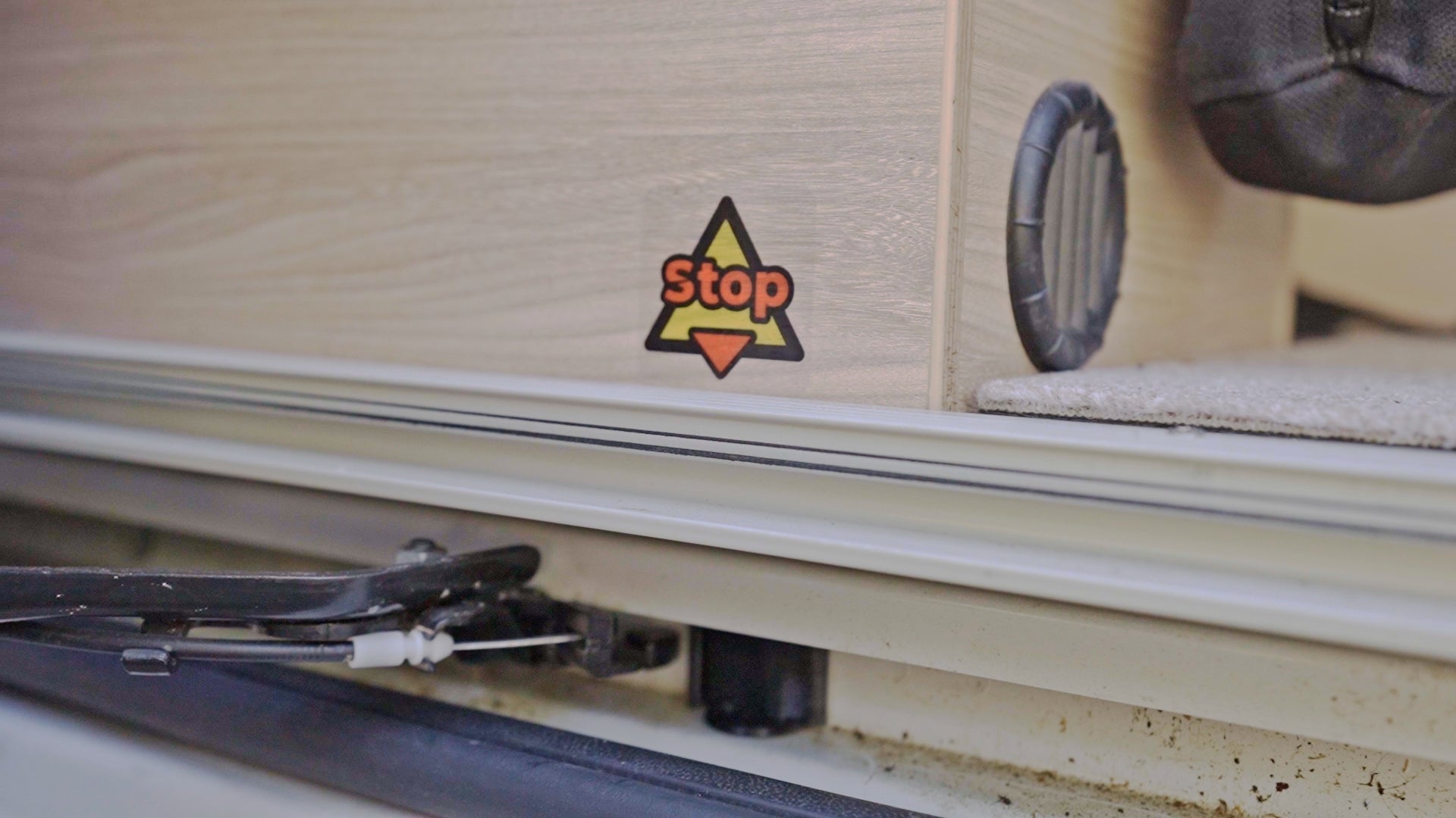 Stop-Aufkleber