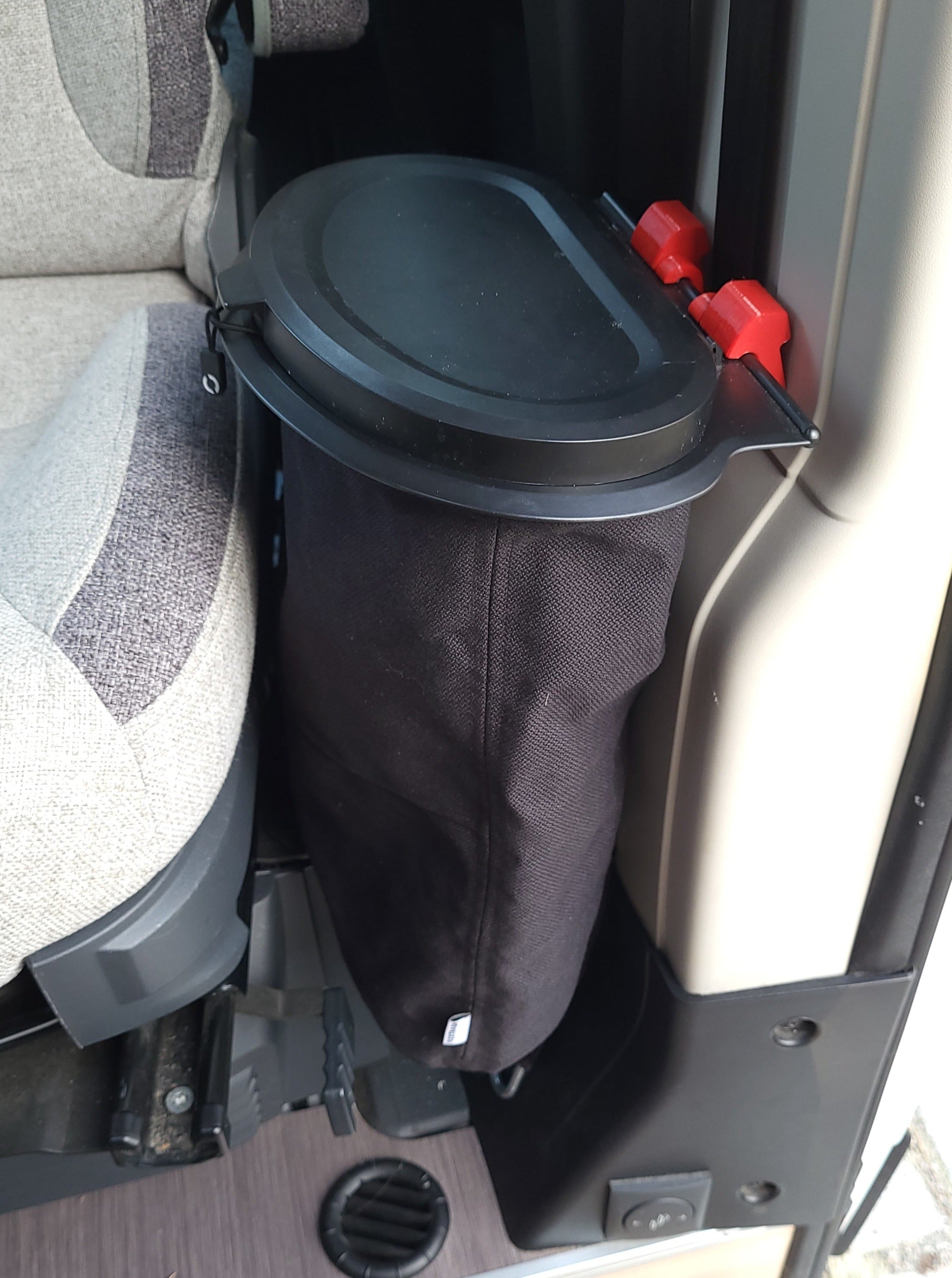 Adapter for Flextrash on "Knaus-Hook"
